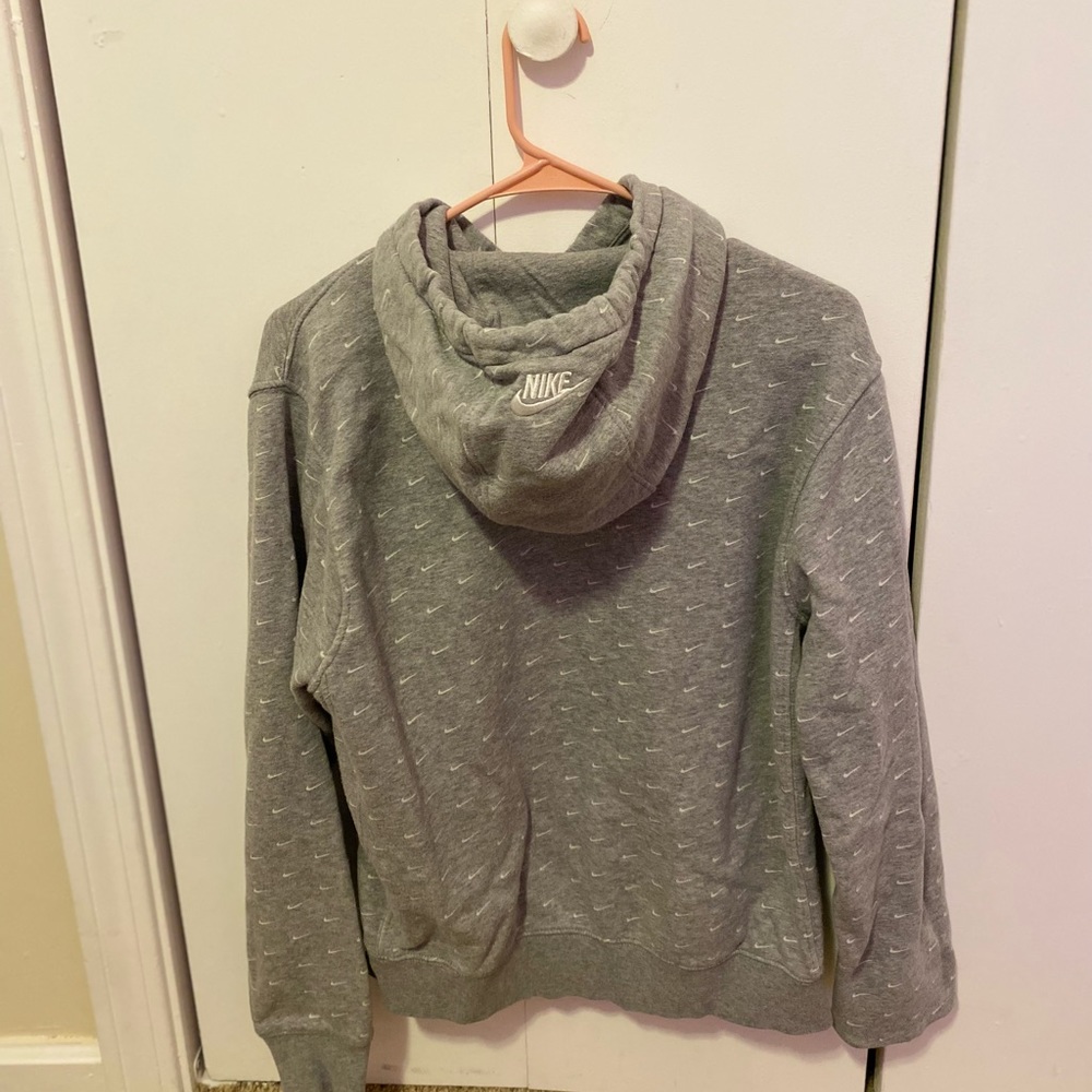 MENS NIKE GREY ALLOVER SWOSH PRINT HOODIE - Picture 3 of 3